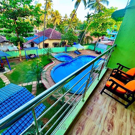 Summer Beach Resort, Goa - #Near Baga Beach #Swimming Pool #Garden #Bar #Lift #Premium Rooms #Property Of The Year #70565-84665 Калангут Экстерьер фото