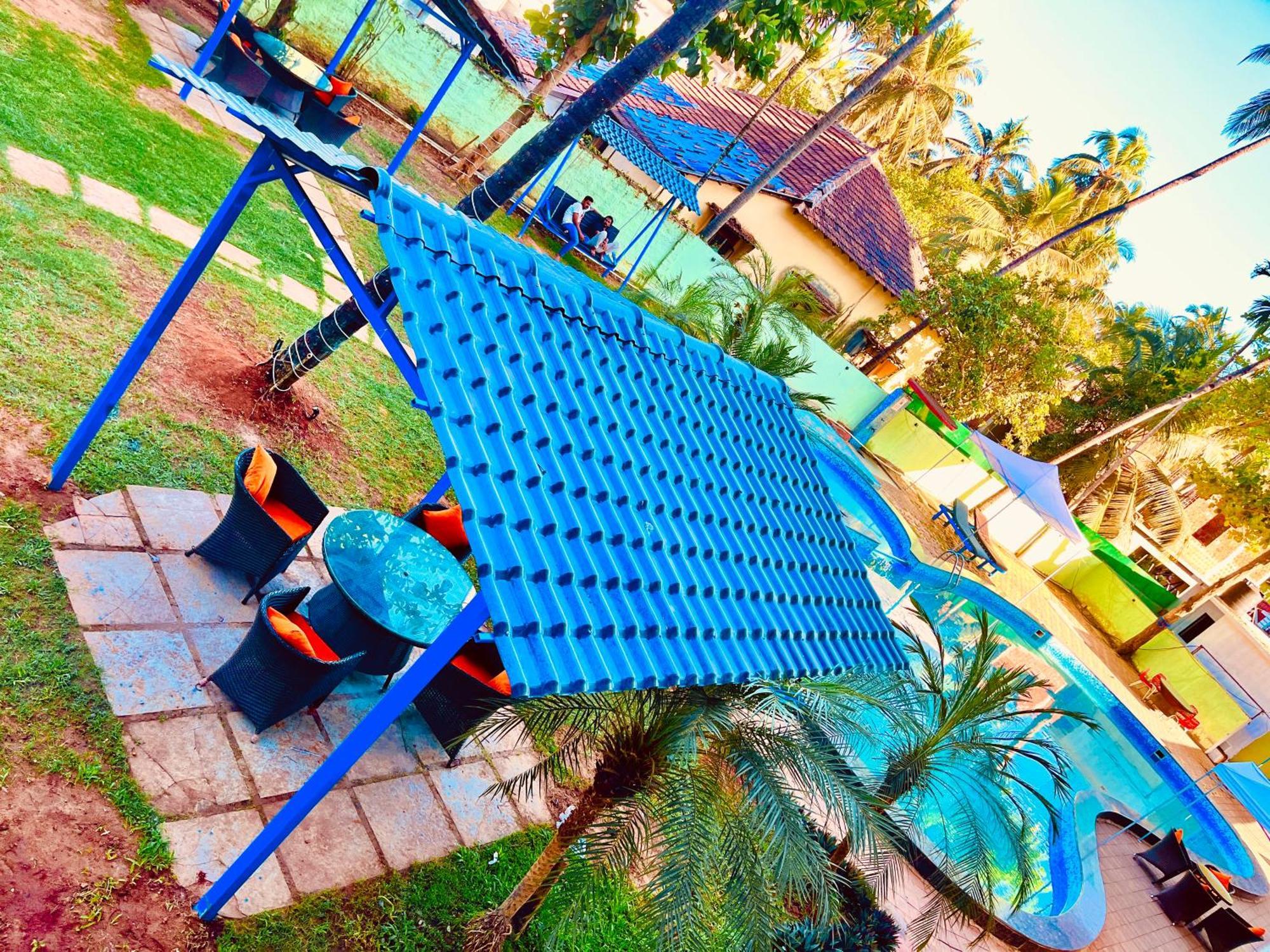 Summer Beach Resort, Goa - #Near Baga Beach #Swimming Pool #Garden #Bar #Lift #Premium Rooms #Property Of The Year #70565-84665 Калангут Экстерьер фото