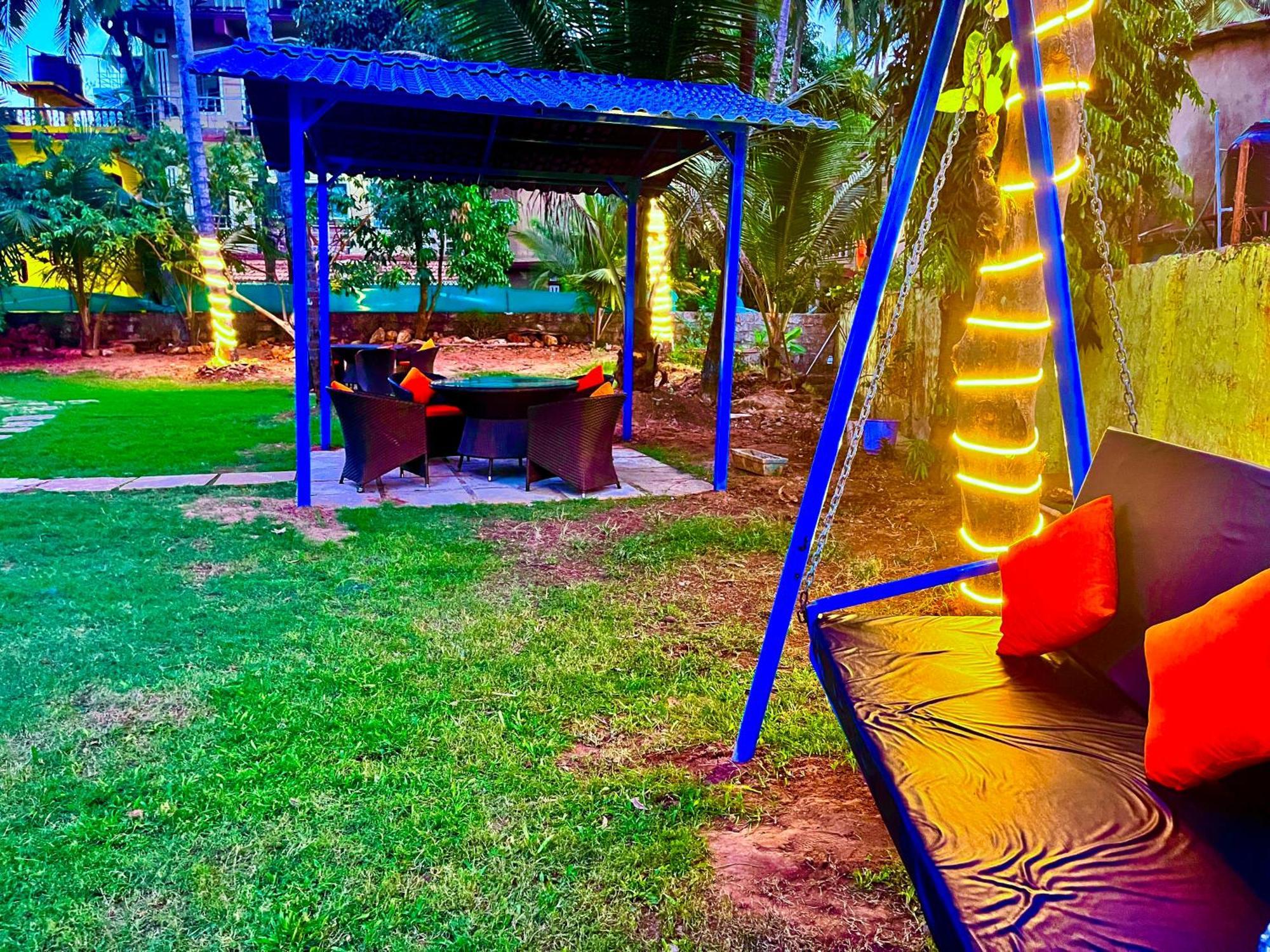 Summer Beach Resort, Goa - #Near Baga Beach #Swimming Pool #Garden #Bar #Lift #Premium Rooms #Property Of The Year #70565-84665 Калангут Экстерьер фото